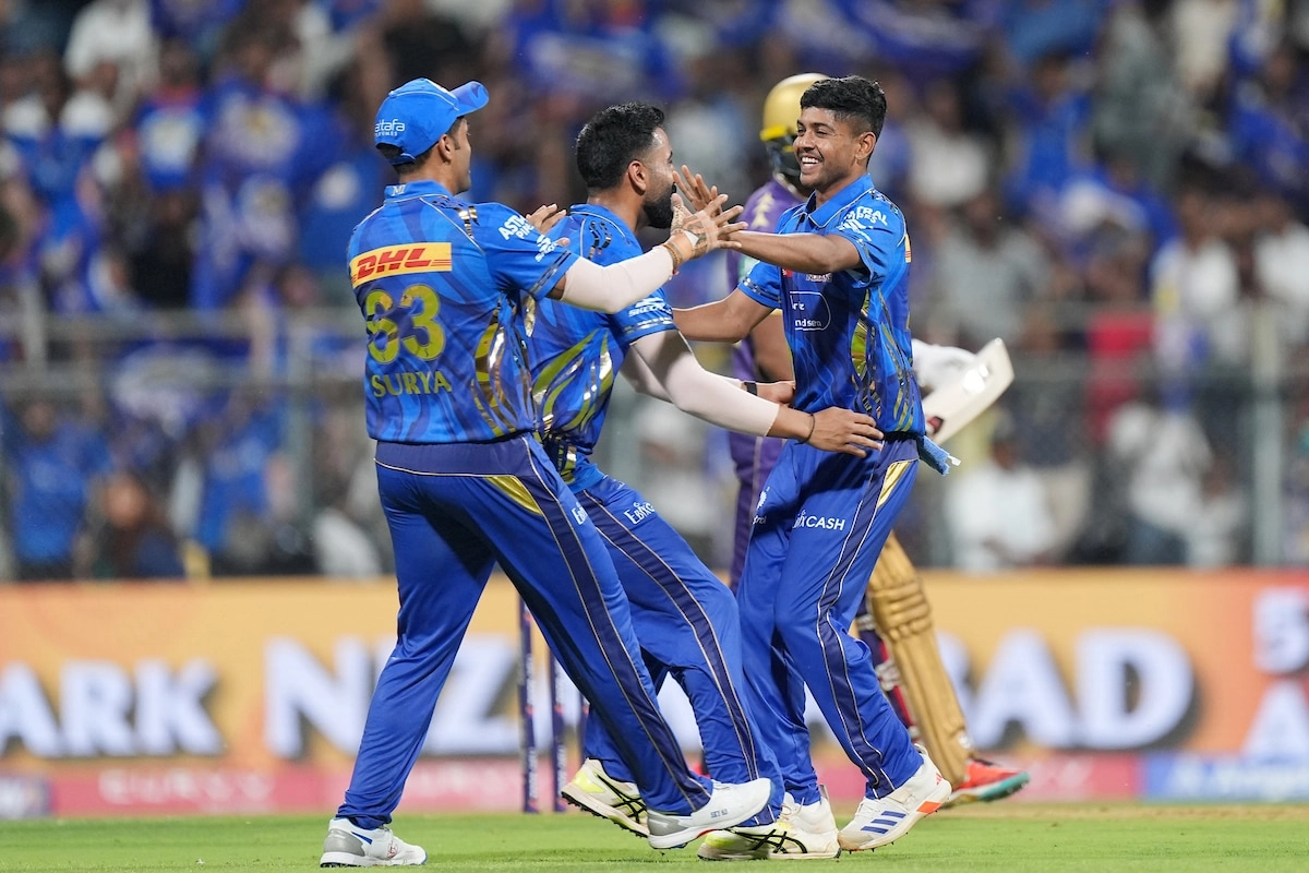 IPL LIVE: MI Debutant Takes 4 Wickets; KKR All Out for 116