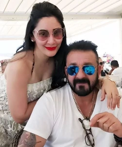 Sanjay Dutt Gave Quran and Gita After Kids’ Births: Ameesha