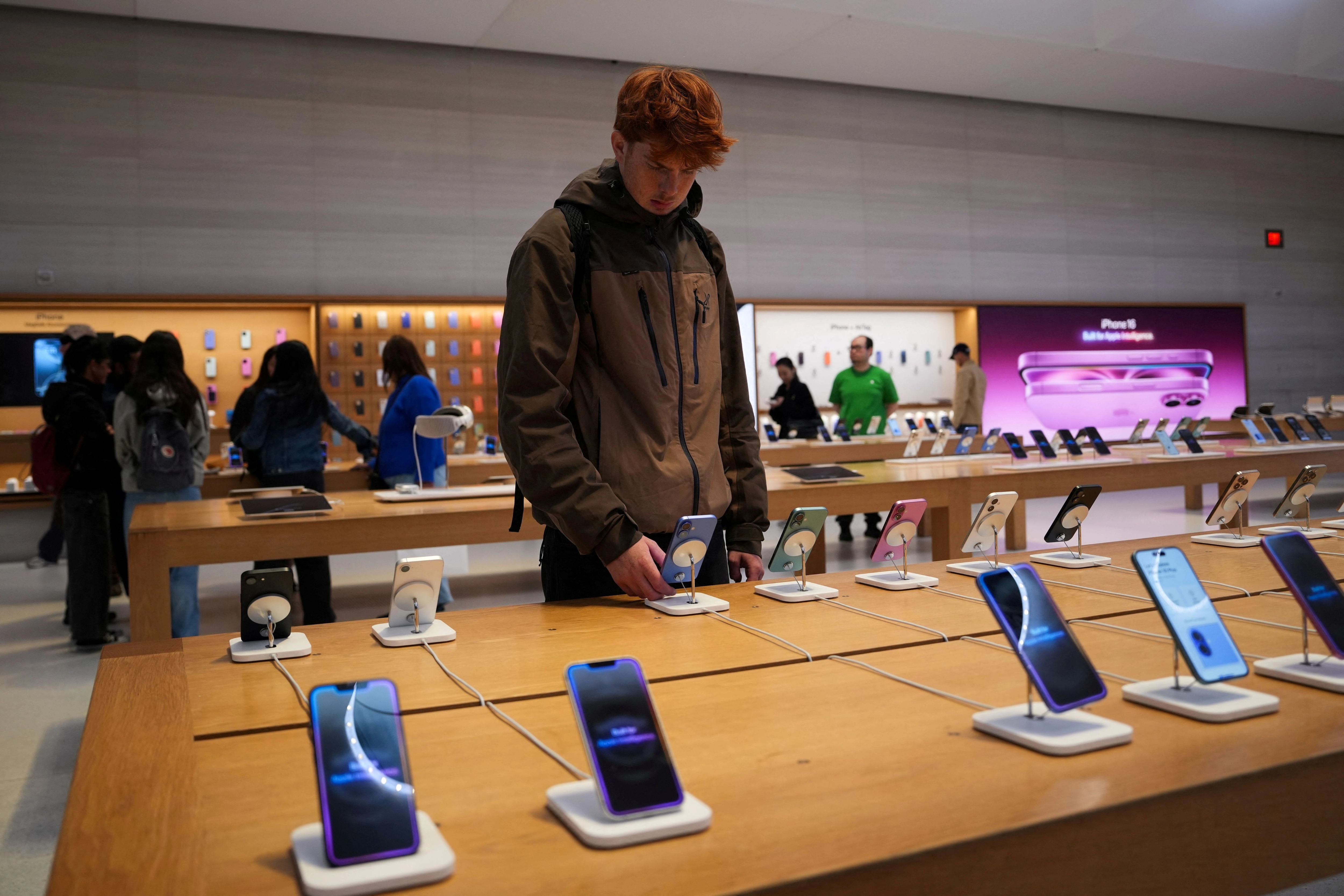 Trump’s Tariff on India Won’t Disrupt iPhone Manufacturing Plans