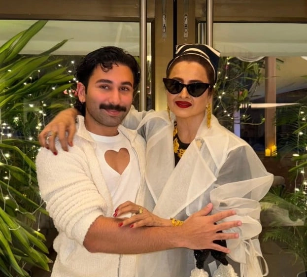 Orry and Rekha’s Viral Moment at Boney Kapoor’s Bash