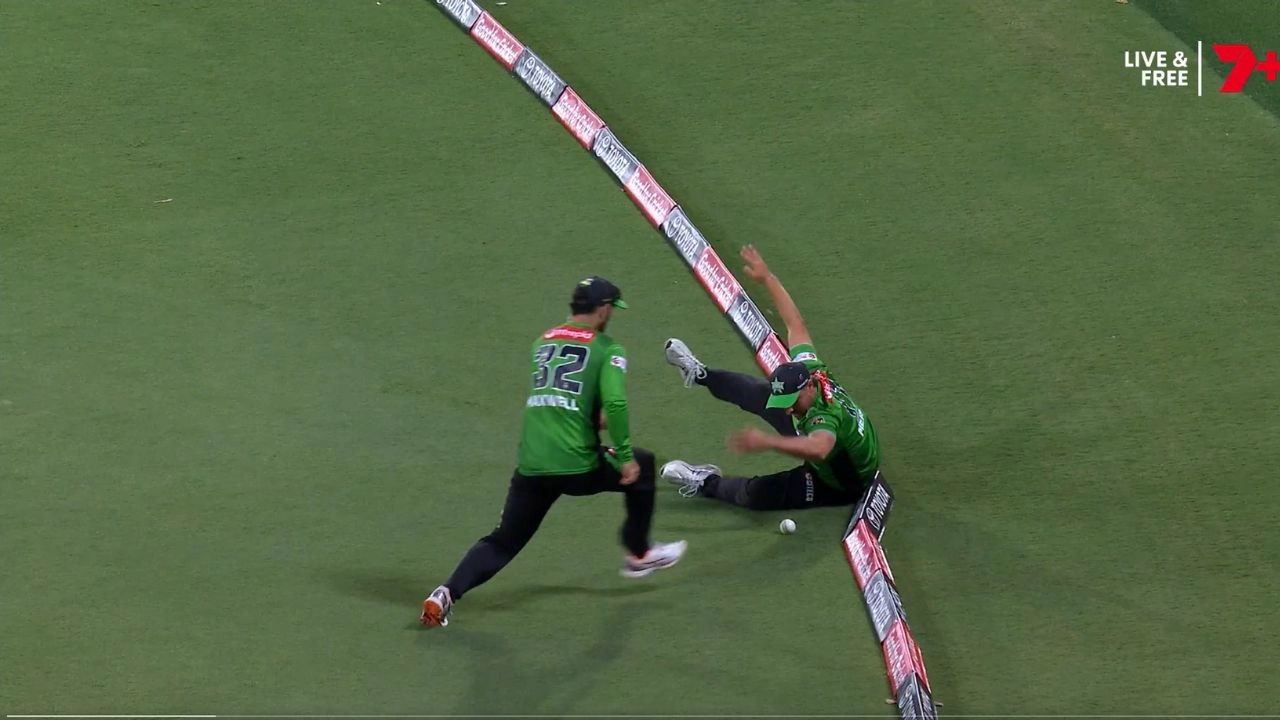 Maxwell Risks BBL Ban After Criticizing Umpire in Clash