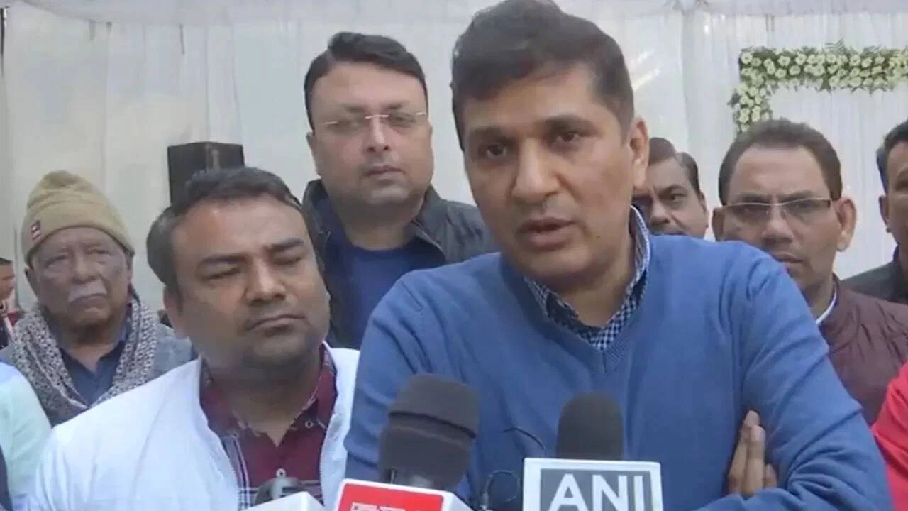 AAP’s Saurabh Bhardwaj Meets Rachna Yadav’s Family, Targets CM