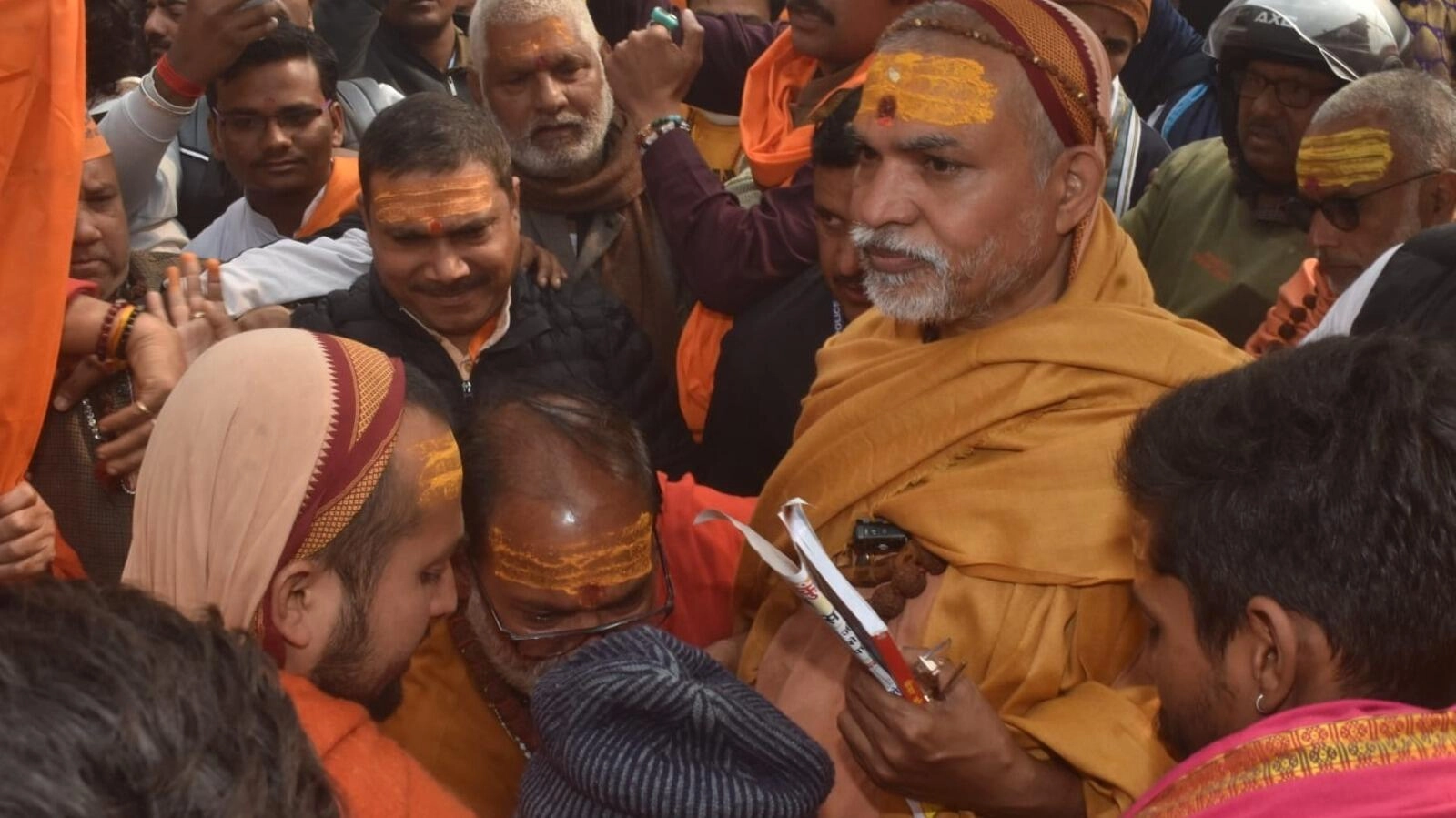 Avimukteshwaranand Attacks CM Yogi Over Cow Mother Demand