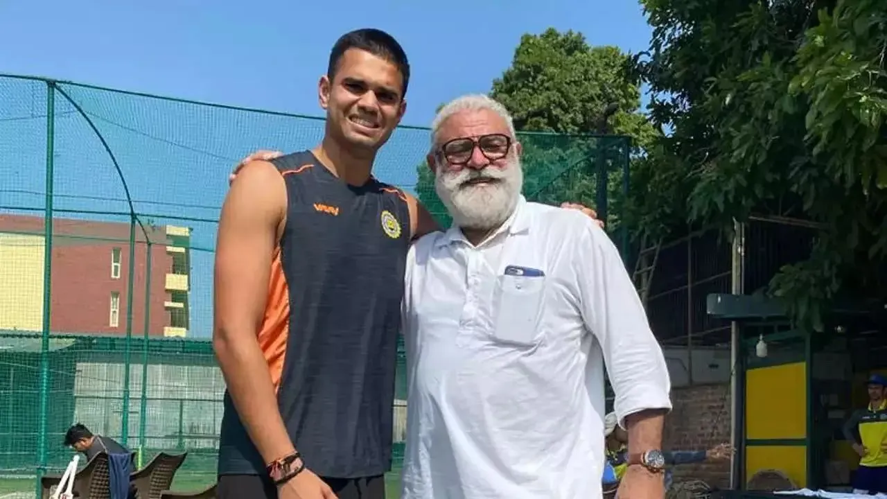 Arjun Tendulkar Bats Like Father, Coach Claims After IPL Auction