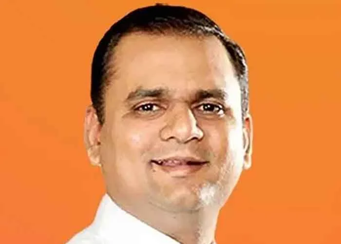 Congress Asks SEC to Register Case Against Maha Speaker Narwekar