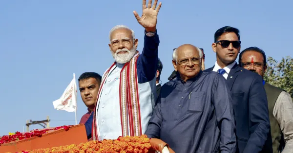 PM Modi Joins ‘Shaurya Yatra’ in Somnath with 108 Horse Riders