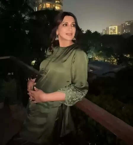 Birthday Special: Sonali Bendre’s Journey from Criticism to Fame