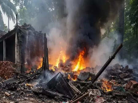 Explosion at Firecracker Factory in West Bengal Injures Four