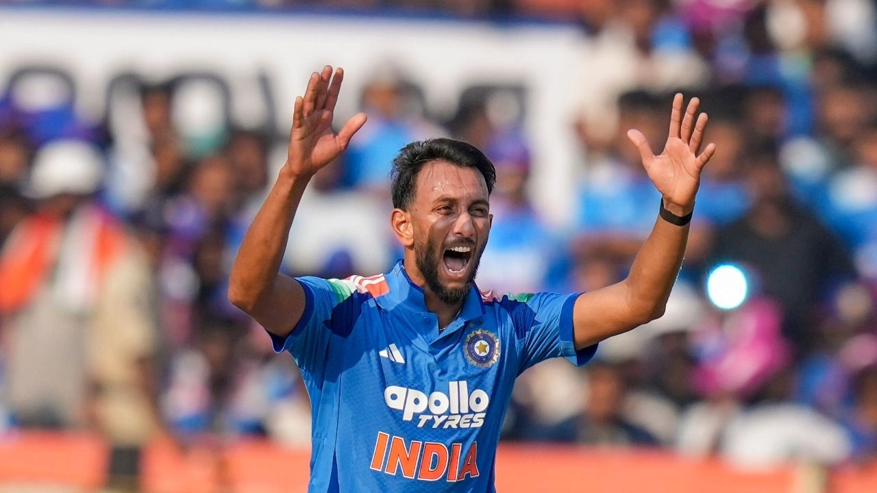Prasidh Krishna Trolled as India’s Run-Machine by Ex-RCB Star