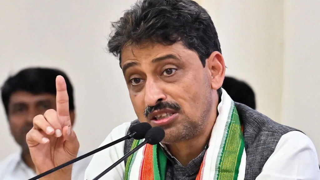 Imran Urges Modi to Halt Supply to Bangladesh, Citing Indira