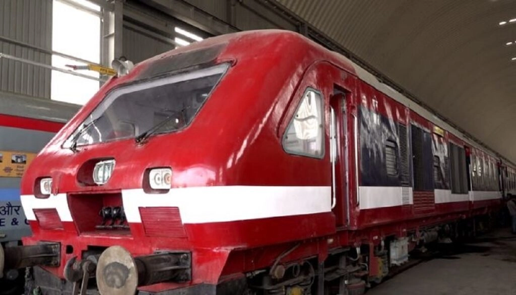 First LNG-Powered Passenger Train Successfully Operates in Sabarmati