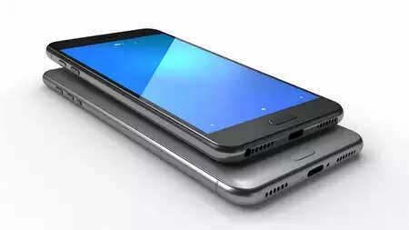 Global Smartphone Shipments May Fall in 2026 Due to Memory Shortage