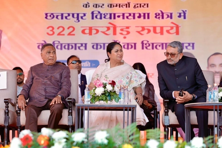 New Delhi: CM Rekha Gupta inaugurates 51 new Ayushman temples
