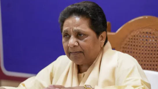 Mayawati to Contest 2027 Elections Alone, Criticizes SP Alliance