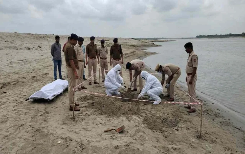 Head Constable Killed in Balrampur; Wife and Lover Arrested