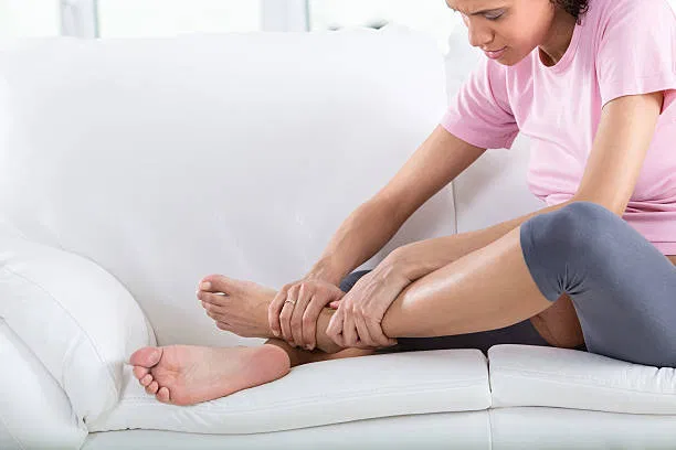 Are Leg Pain and Numbness Signs of Poor Blood Circulation?