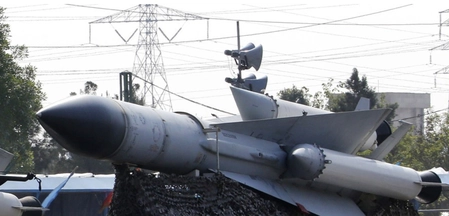 Iran Unveils New Underground Missile Base Amid US Tensions