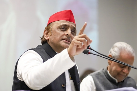Akhilesh Yadav Calls UP Budget 'Farewell Budget'