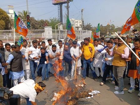 AI Summit Chaos: NDA Protests Against Congress in Bihar