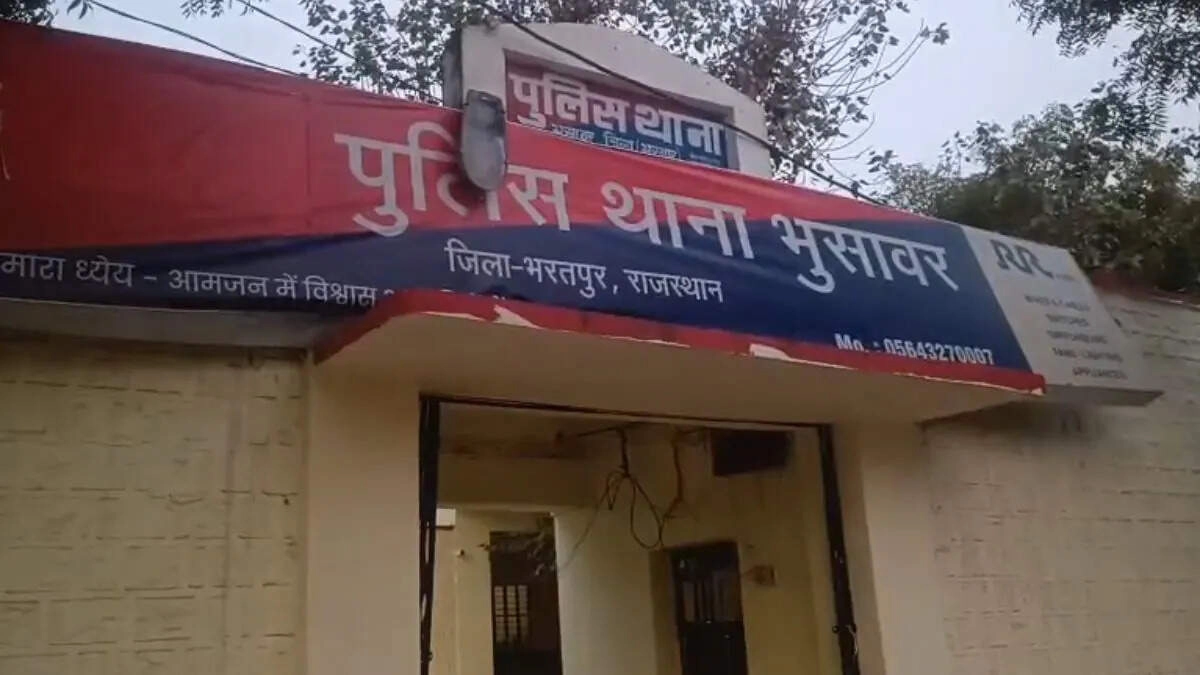 Police Constable Dismissed for Taking Young Woman to Station