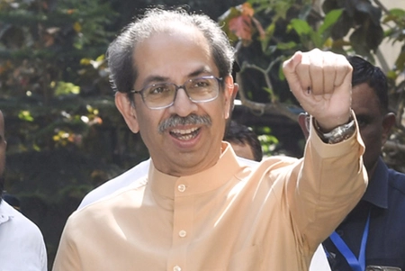 Maharashtra: Uddhav Thackeray rebuts CM Fadnavis on Hindi issue