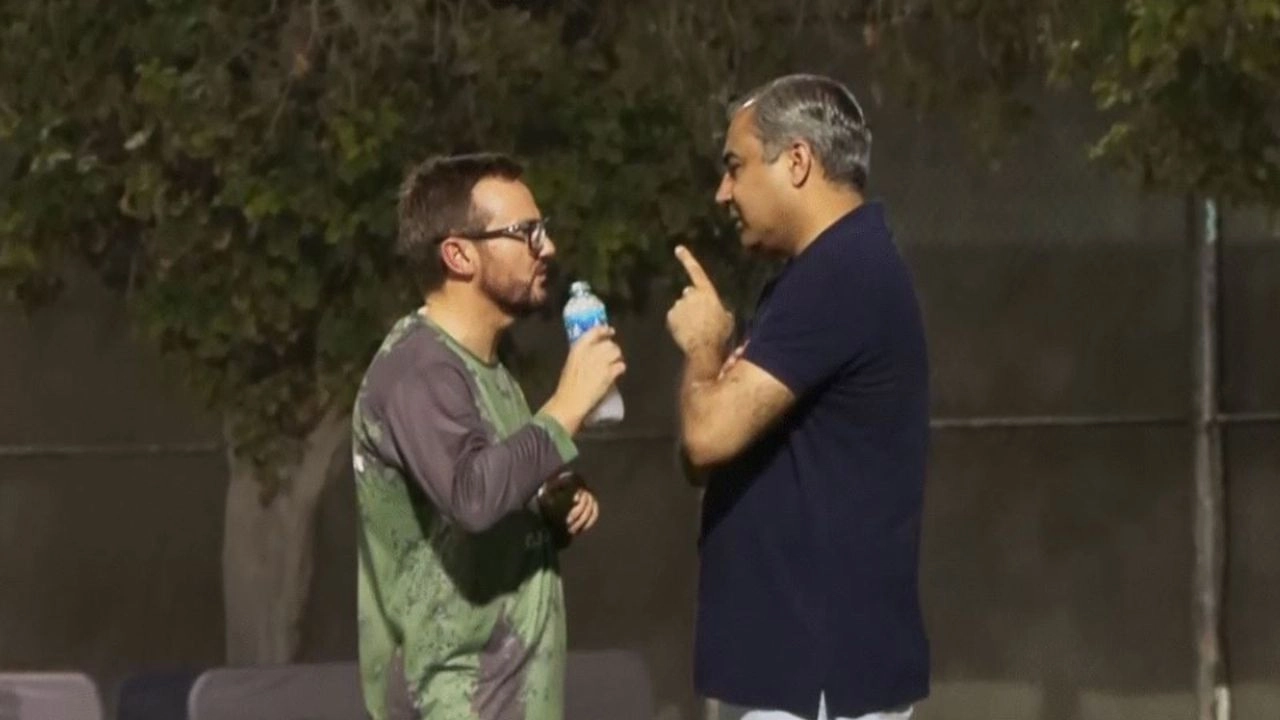 Mike Hesson Under Fire for Toss Decision vs India