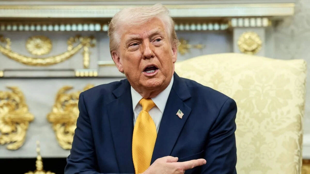 Trump claims Iran sent 10 oil tankers to the U.S. under Pakistani flags