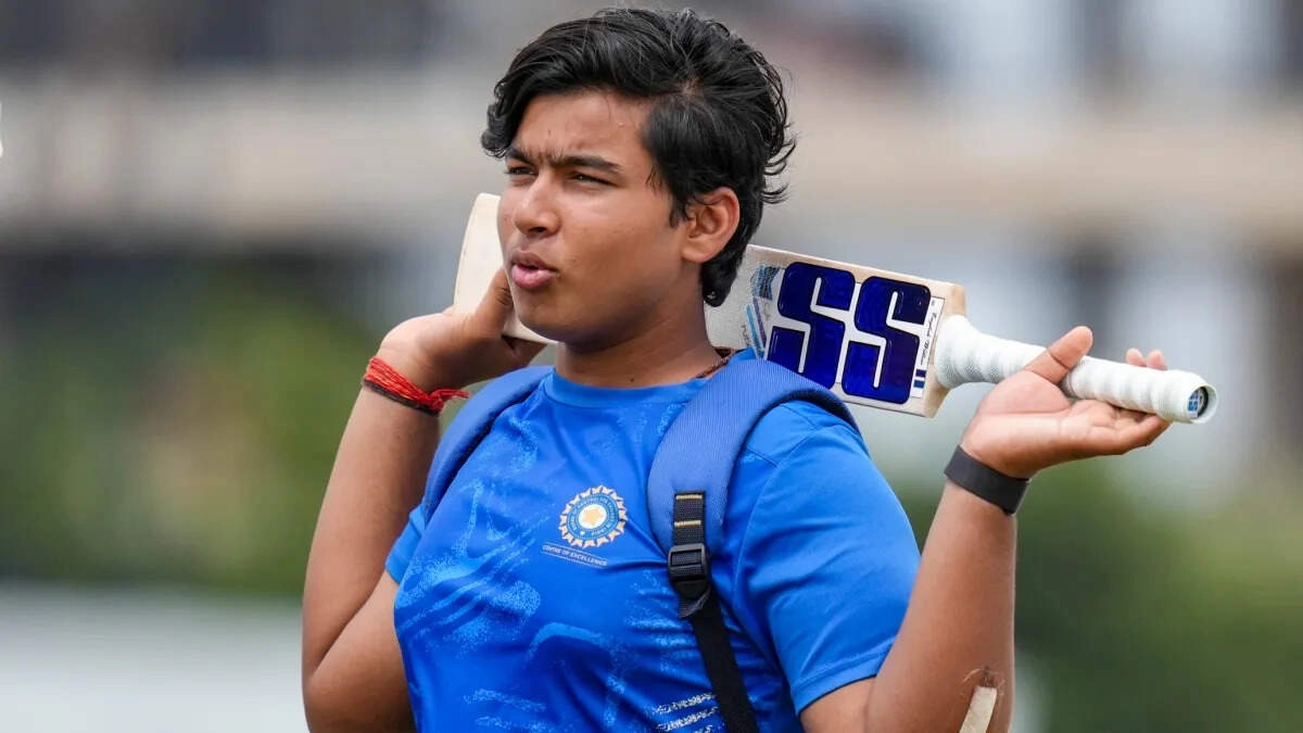 15-Year-Old Vaibhav Surya Vanshi Hits Fifty in 15 Balls!
