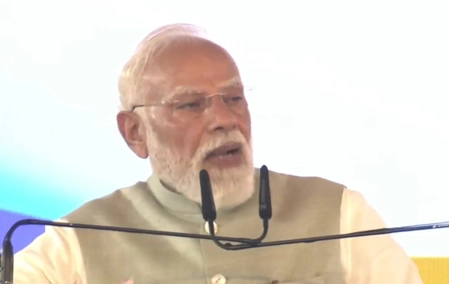 PM Modi Launches ₹18,700 Crore Development Projects in Kolkata