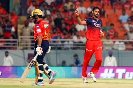 IPL 2008-2025: Purple Cap Winners