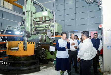Cabinet Approves ₹33,660 Crore Plan for 100 Industrial Parks
