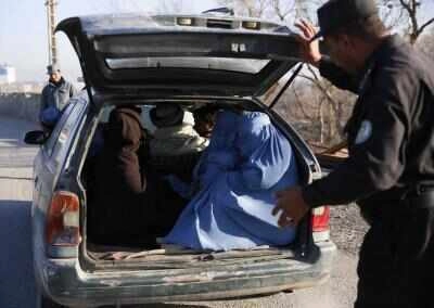 Afghan Army Dismantles Two Heroin Labs, Destroys Over 6,000 kg of Drugs