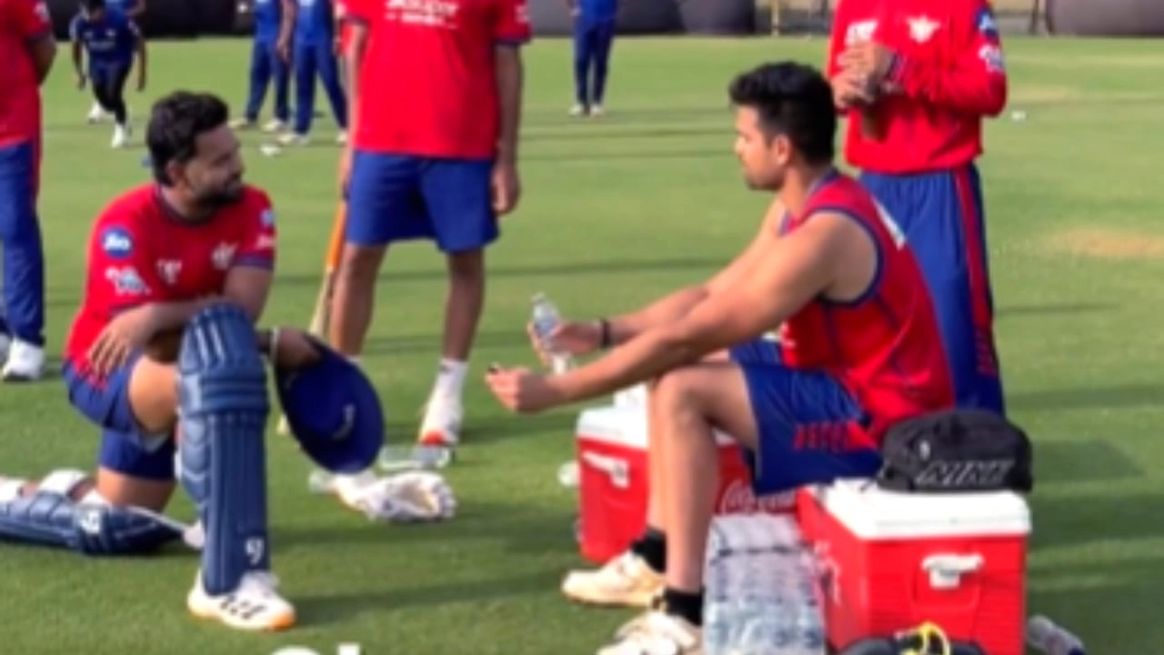 Arjun Tendulkar Reveals Sachin's Bat Secret to Rishabh Pant