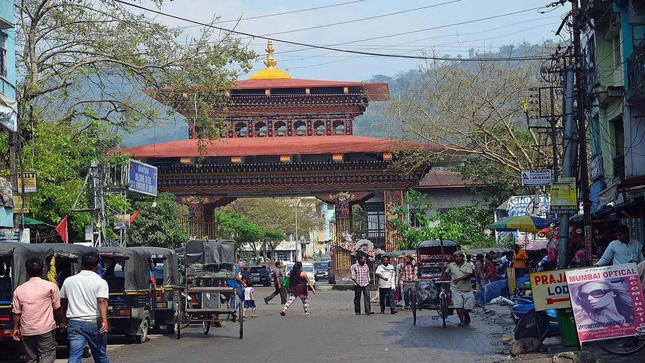 Easy Travel to Bhutan: New Entry Gate from India Without Visa