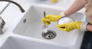 3 Quick Remedies to Remove Yellow Stains from Your Sink