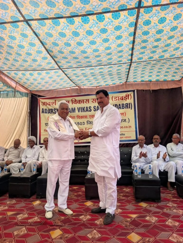 Dayanand Chahar Honors Niranjan Lal Mittal and Sunil Mittal