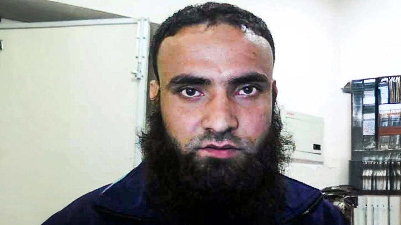 Delhi: Shabbir Ahmed Lone Linked to LeT Arrested in Plot