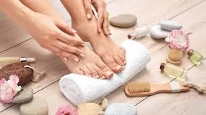 5 Quick Home Remedies for Summer Foot Odor Relief