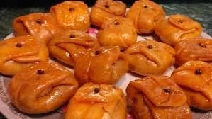 Holi 2026: Easy Laung Lata Recipe to Sweeten Your Guests' Day