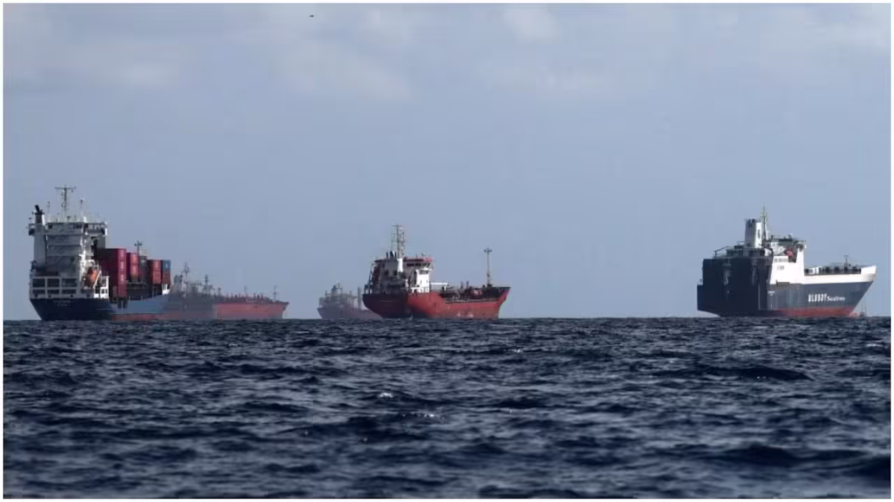 Oil Supply Crisis? Iran to Toll Hormuz, Impact on India's Imports