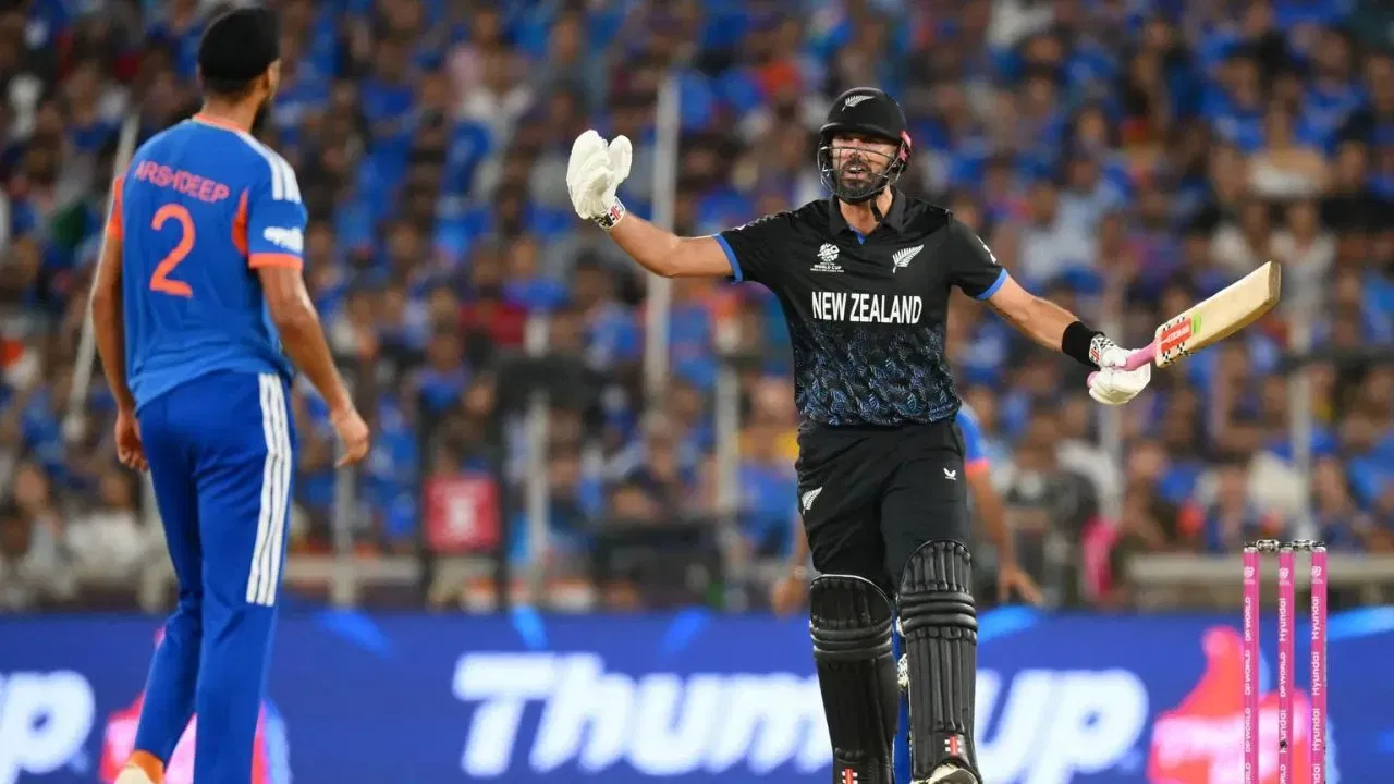 Suryakumar Yadav on Exchange with Daryl Mitchell in Final