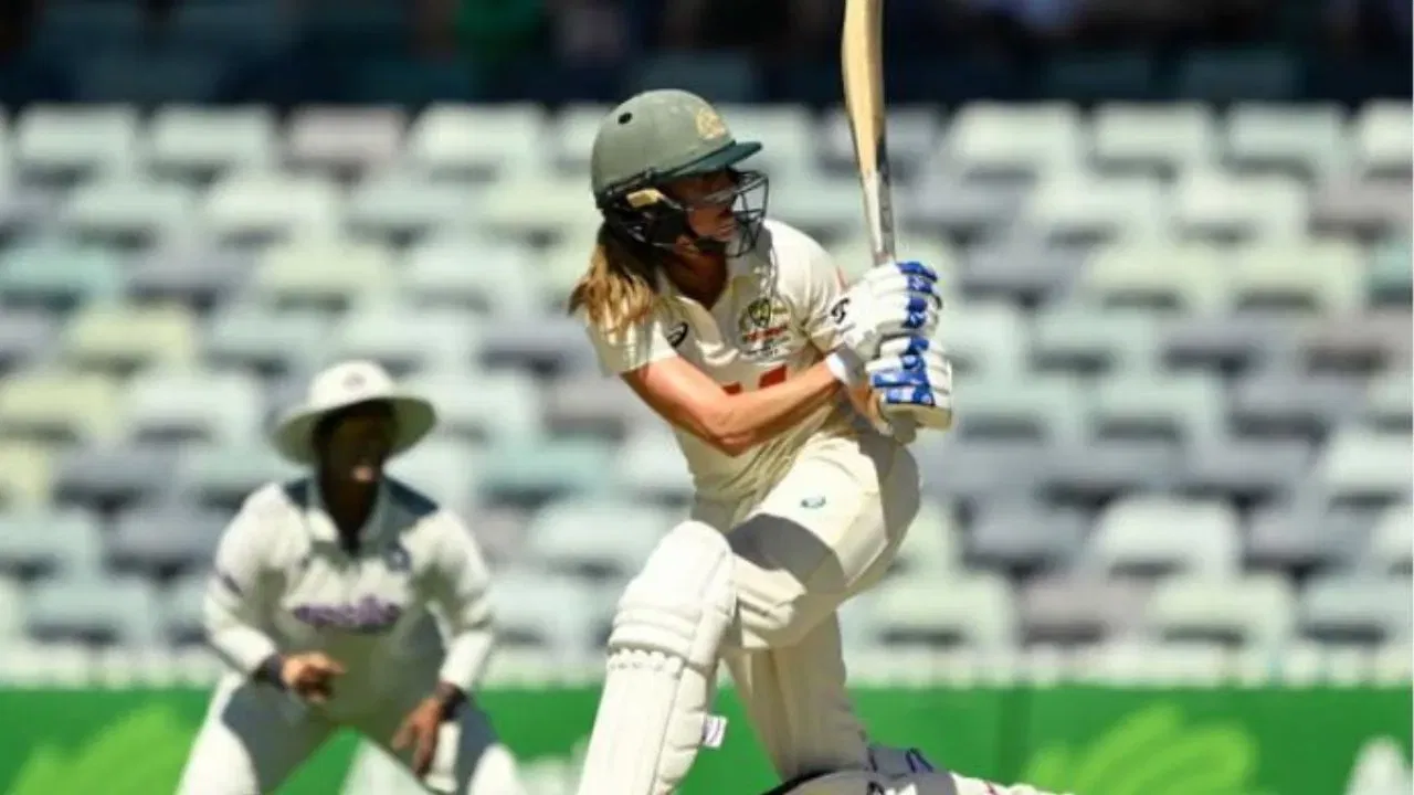 Ellyse Perry Joins Smith and Warner in Historic Milestone