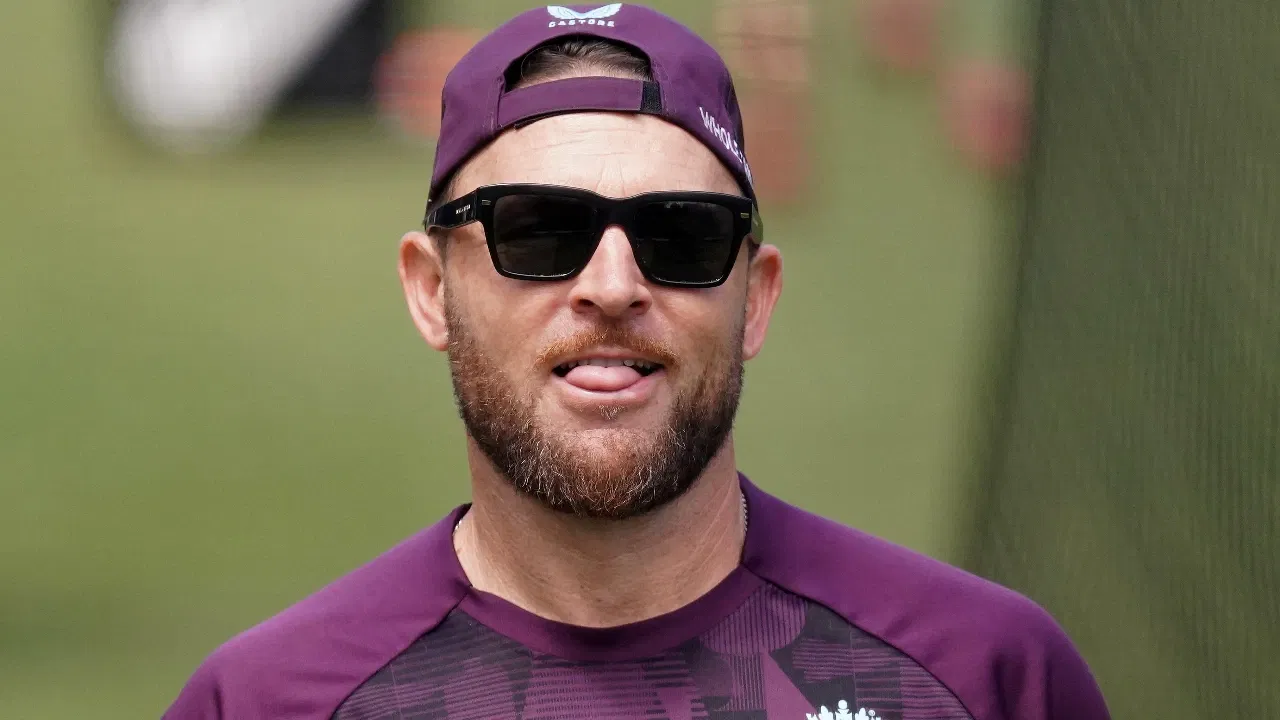 Brendon McCullum Stays as England Coach Despite Poor Performance