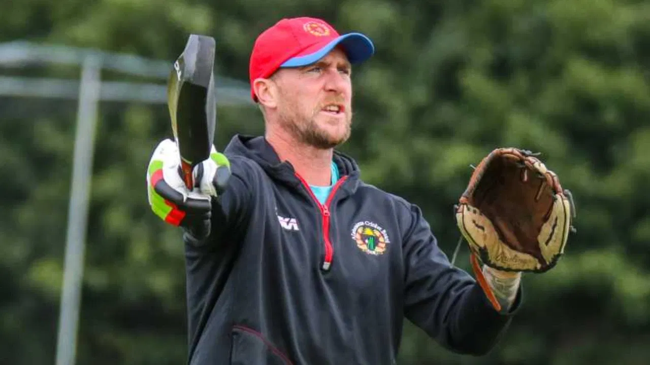 John Mooney: Delhi Capitals' New Fielding Coach for IPL 2026