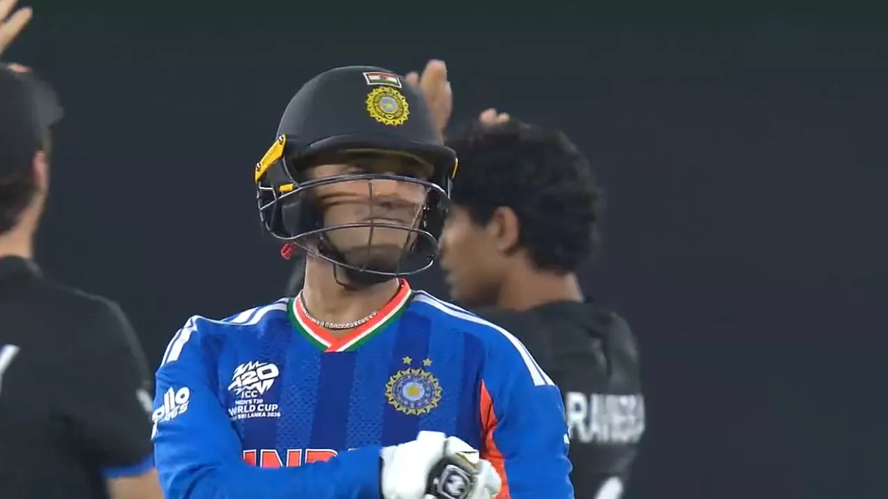 Abhishek Sharma Reacts Angrily After Dismissal in T20 Final