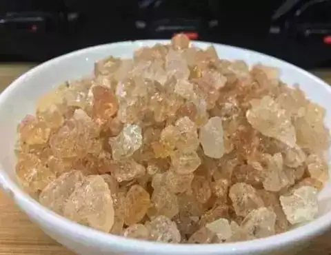 Reverse Aging with Gum Katira Mixed in Milk