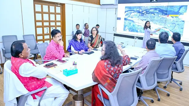 Odisha CM Reviews Mahanadi Riverfront Project Progress