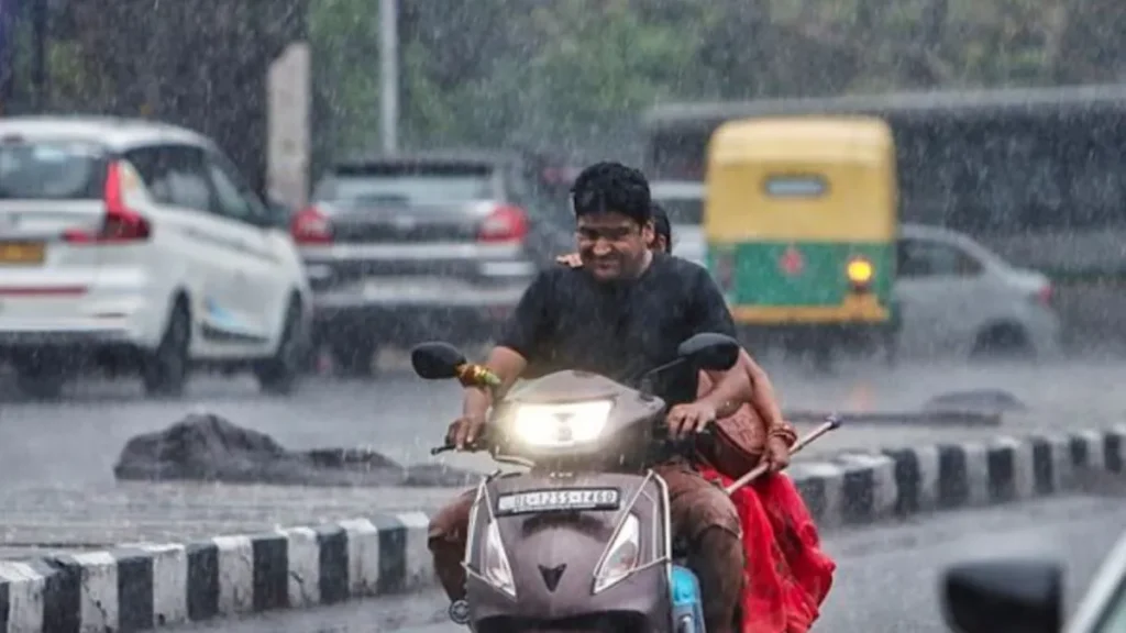 North India Weather: Rain Expected in Delhi Today