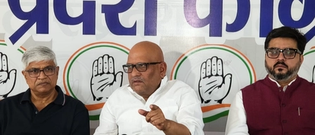 Congress criticizes government over MGNREGA payments, questions Chauri-Chaura program cancellation