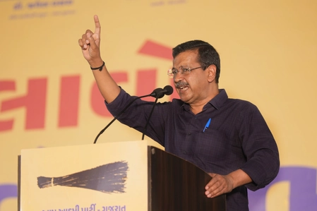 Kejriwal Urges Gujarat Voters to Reject BJP and Congress